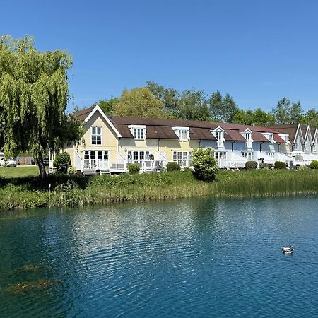 Emerald Lake House South Cerney Eksteriør billede